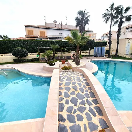 Semesterbostad Lenia