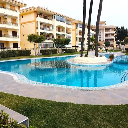 Lenia Semesterbostad *